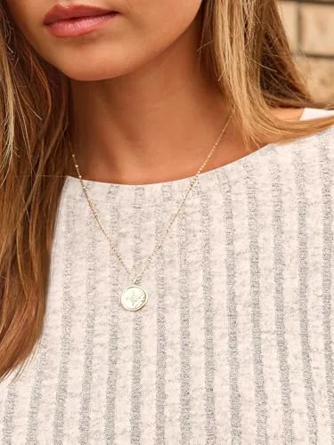 AUTOMET Long Sleeve Texture Close Up